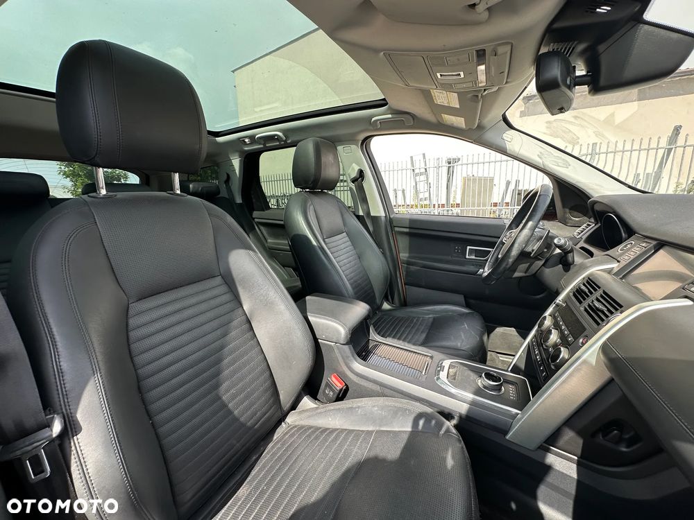 Land Rover Discovery Sport - 27