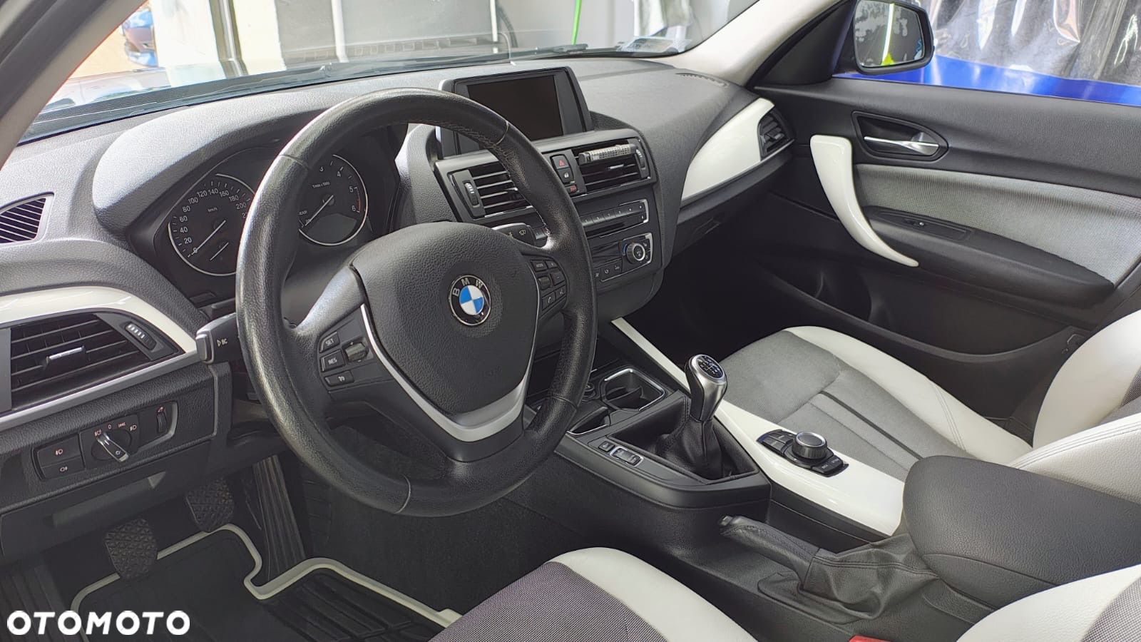 BMW Seria 1 118d Urban Line - 12