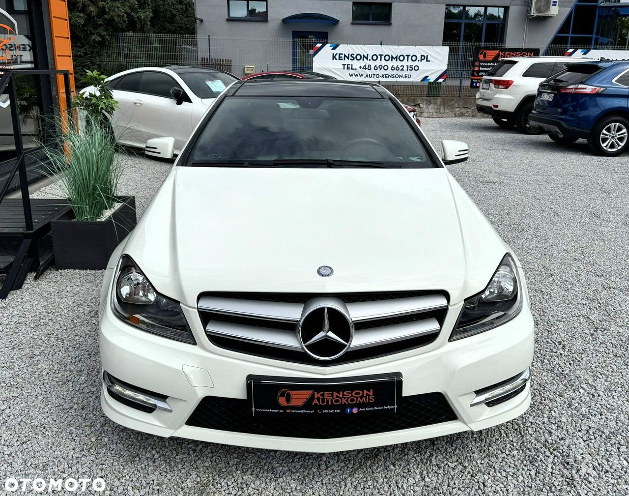 Mercedes-Benz Klasa C 250 Coupe (BlueEFFICIENCY) 7G-TRONIC - 32