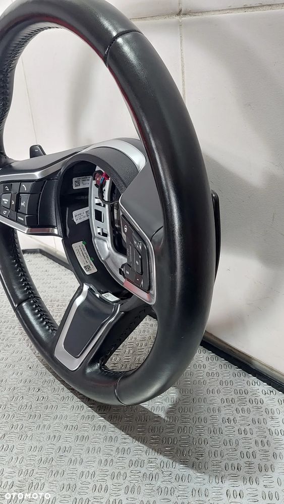KIEROWNICA MULTIFUNKCYJNA ŁOPATKI GRZANA SKÓRA  STAN DARDZO DOBRY NR KK833F563 - 5