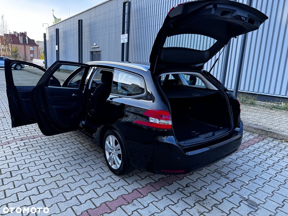 Peugeot 308 PureTech 130 GPF Stop & Start Active Business-Paket - 4