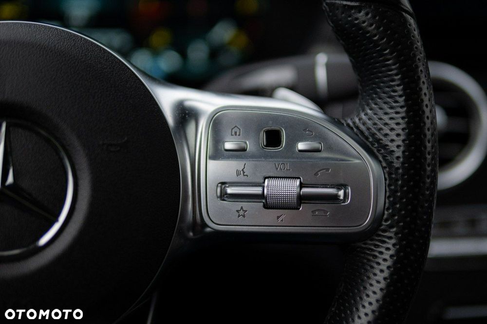 Mercedes-Benz GLC - 23