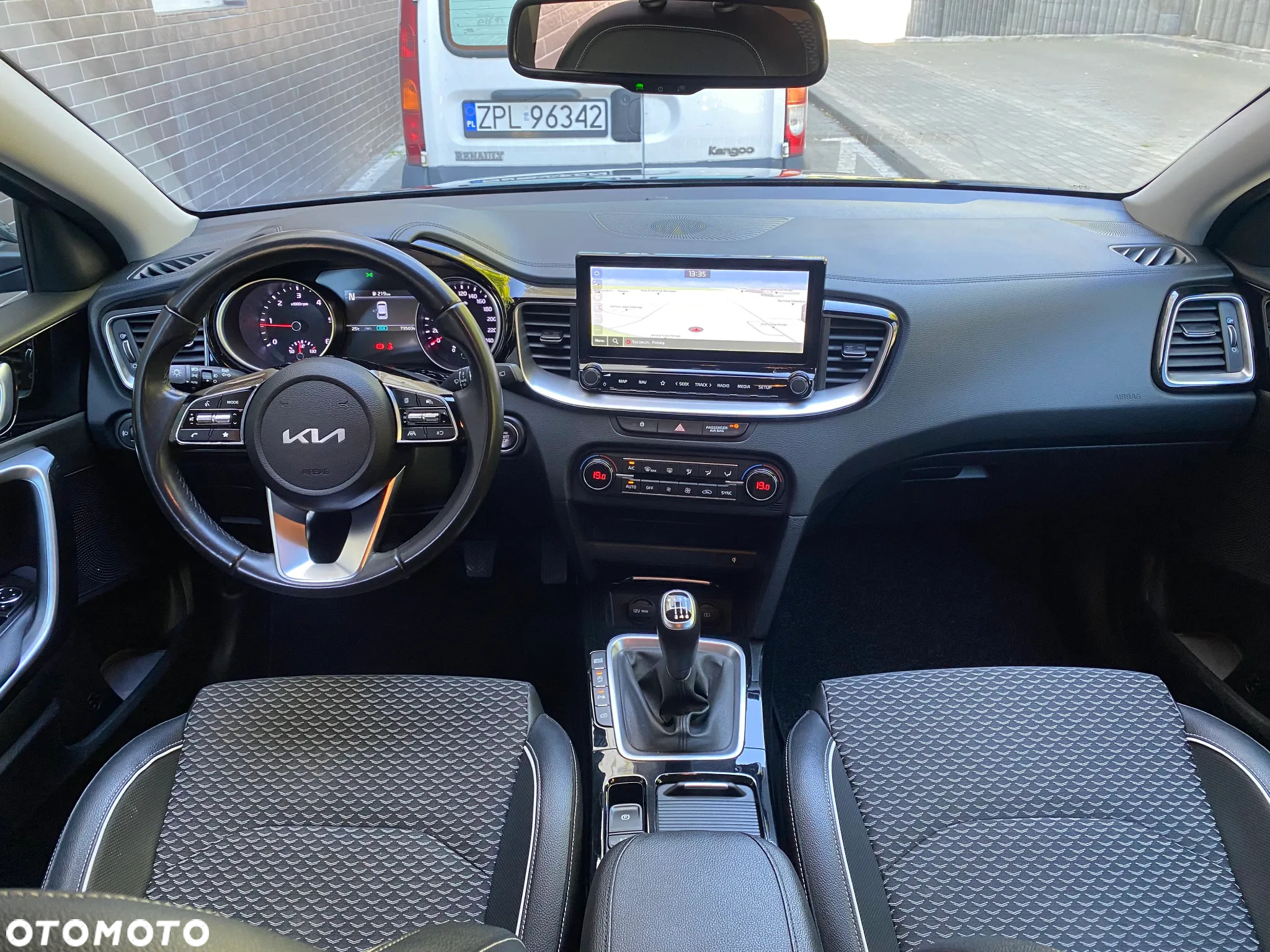 Kia Ceed - 29