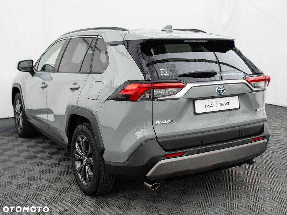 Toyota RAV4 - 5