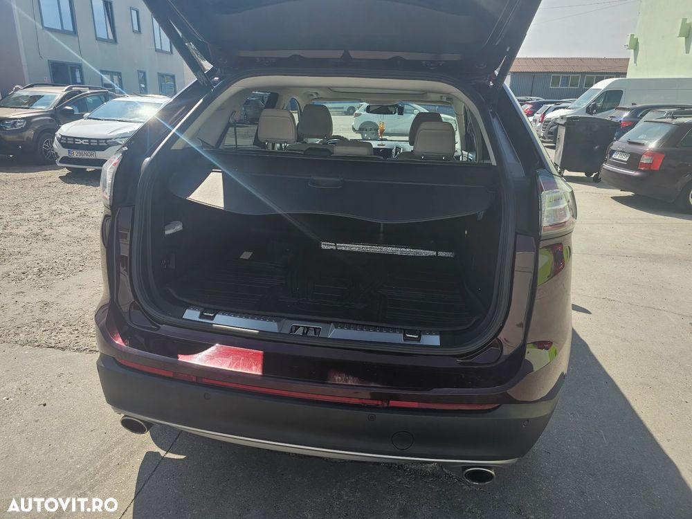 Ford Edge 2.0 TDCi Powershift Titanium - 11