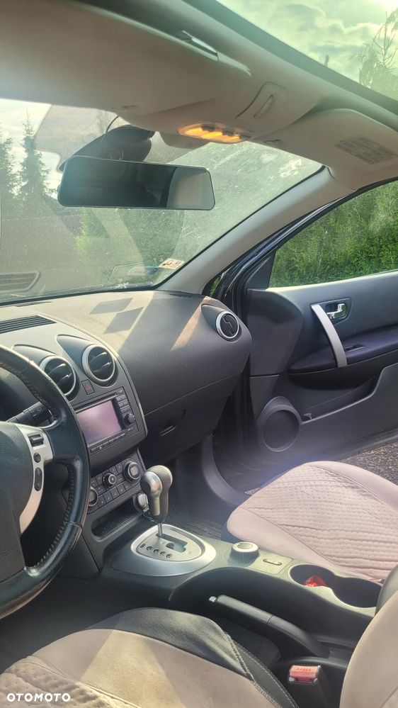 Nissan Qashqai 2.0 dCi DPF 4x4 tekna - 12