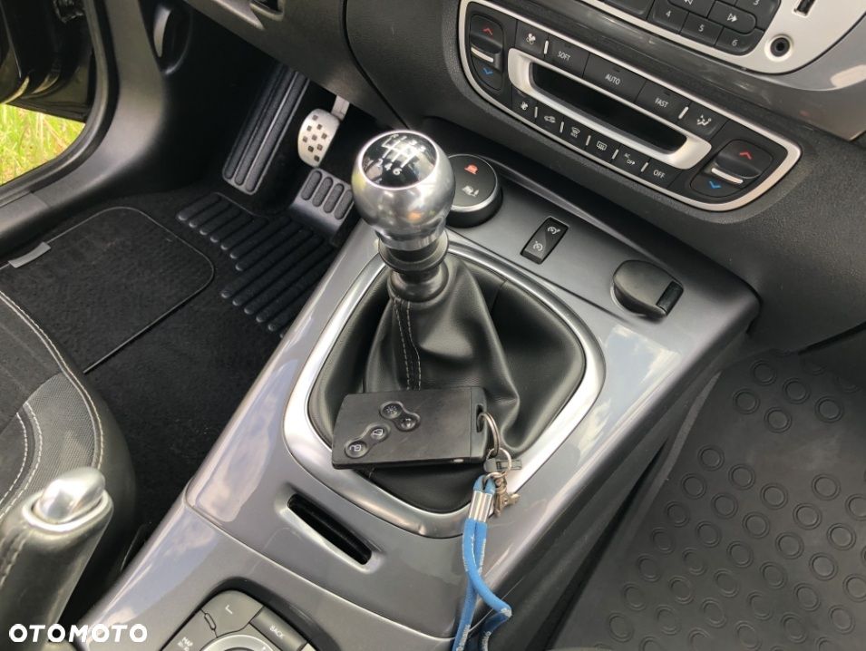 Renault Scenic Energy dCi 130 S&S Xmod Bose Edition - 16