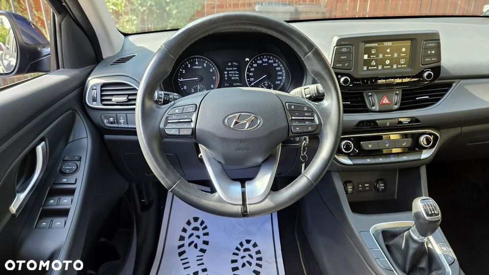 Hyundai i30 1.4 Comfort - 19