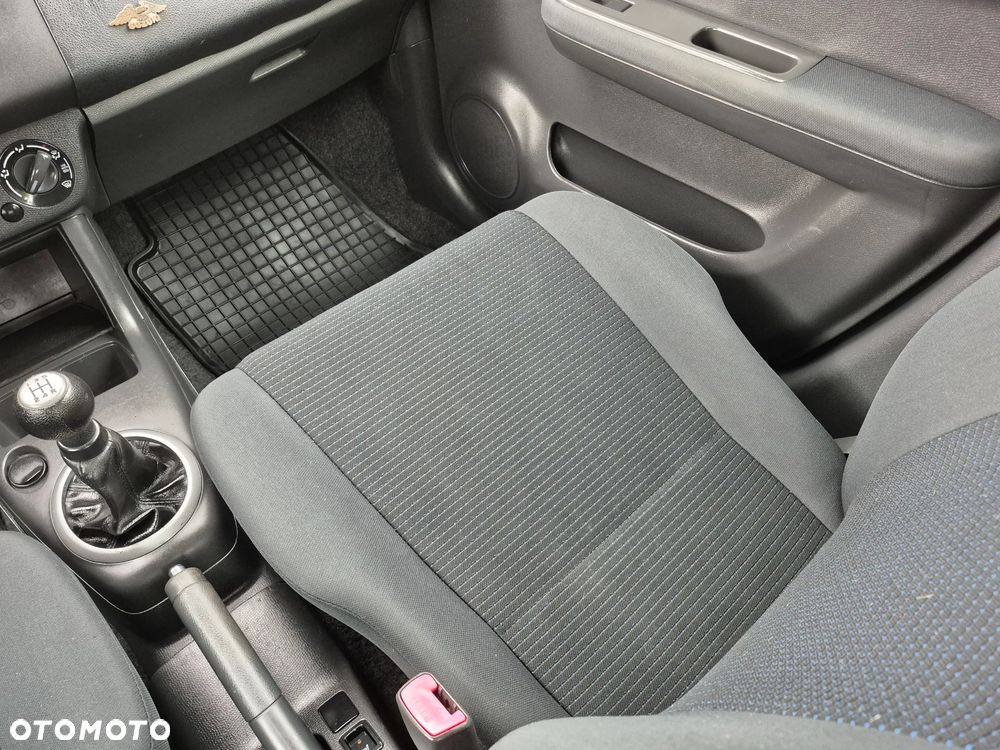 Suzuki Swift 1.3 Club - 21