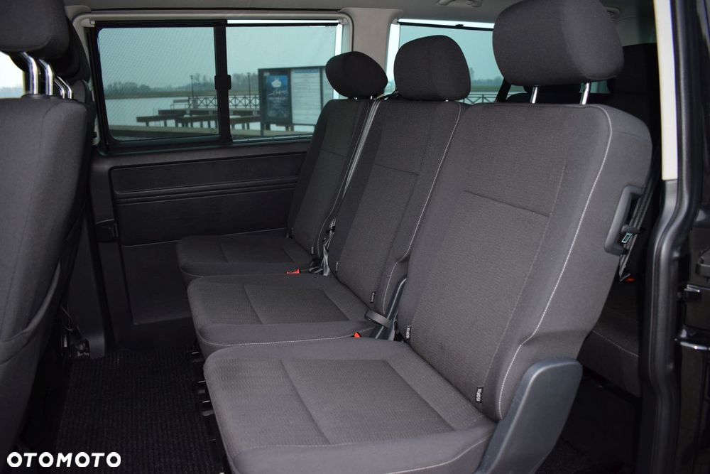 Volkswagen Transporter Caravelle DSG Lang Comfortline - 11