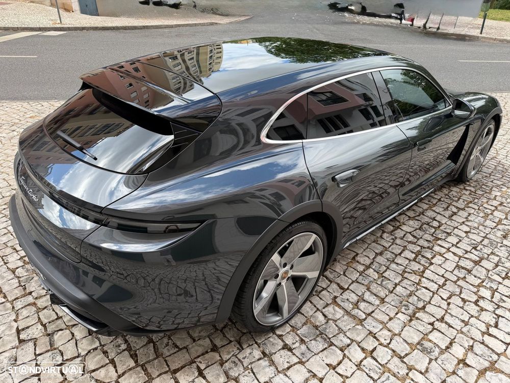 Porsche Taycan Cross Turismo Turbo - 5