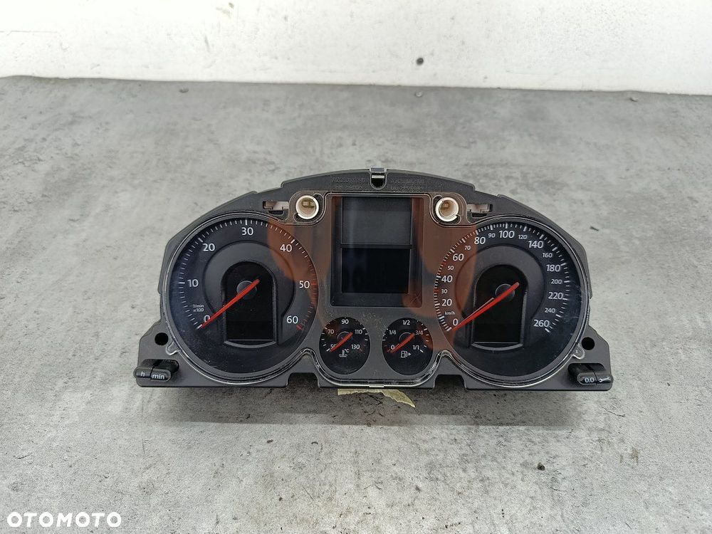 LICZNIK VW PASSAT B6 3C0920860K V0007000 1.9 TDI - 4