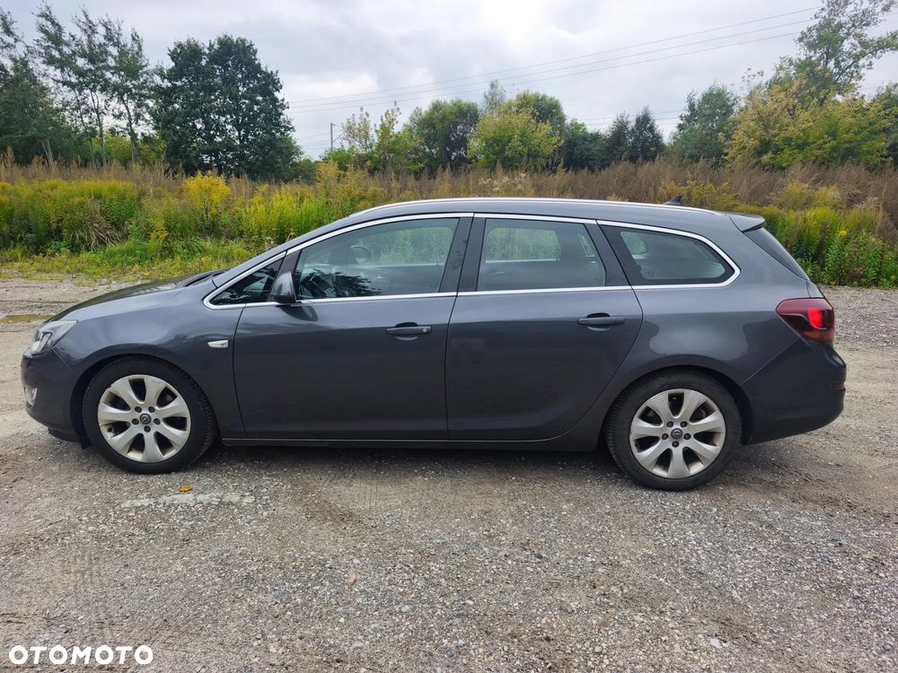 Opel Astra 2.0 CDTI Cosmo - 2