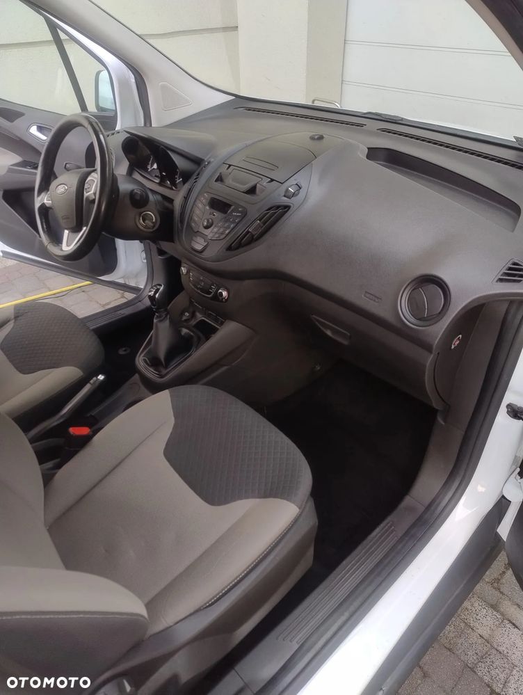 Ford Tourneo Courier 1.0 EcoBoost Trend - 18