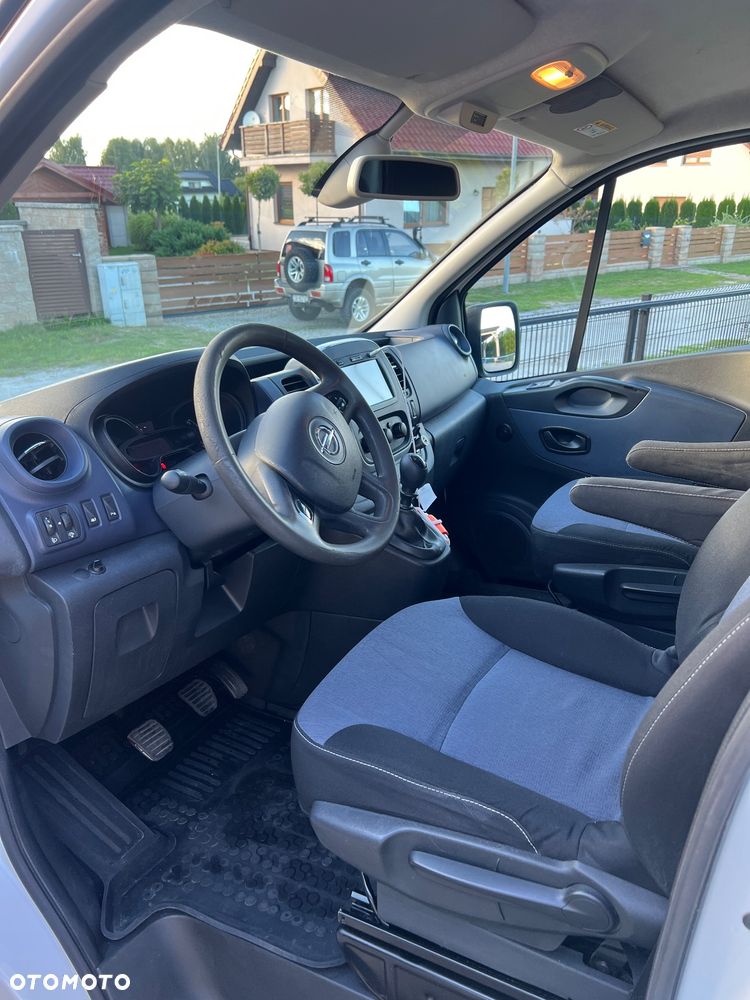Opel Vivaro - 6