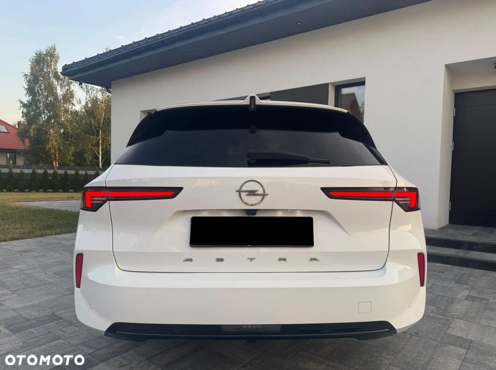 Opel Astra 1.5 D Automatik Business Elegance - 36