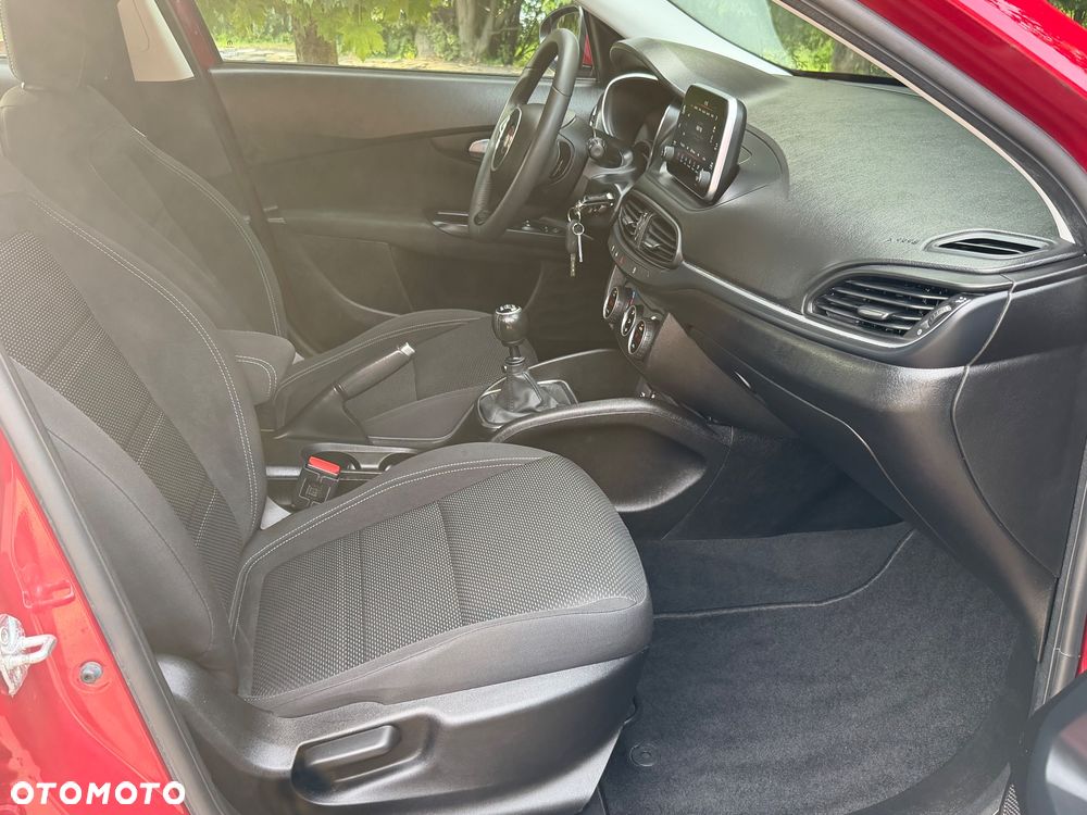 Fiat Tipo 1.4 T-Jet 16v Pop - 11
