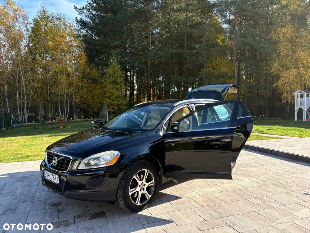 Volvo XC 60 2.4D AWD Summum - 6