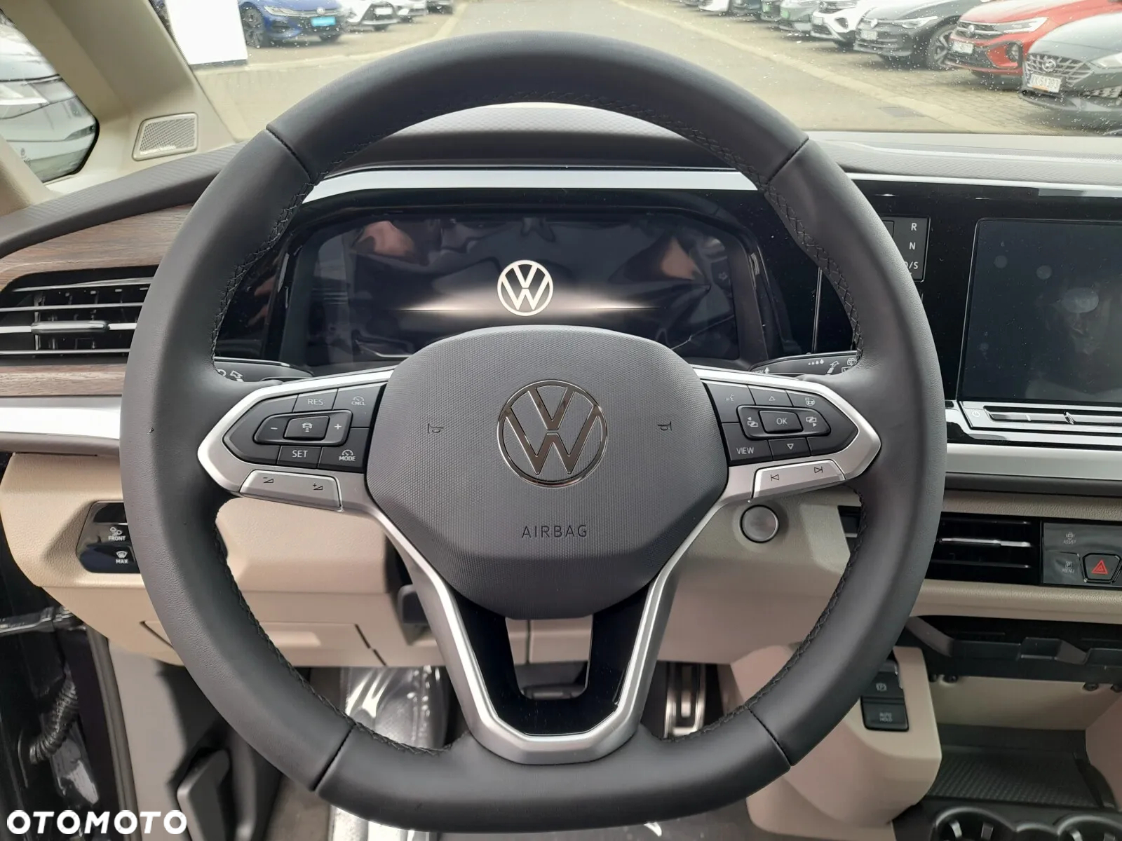 Volkswagen Multivan 2.0 TDI L2 Style DSG - 14