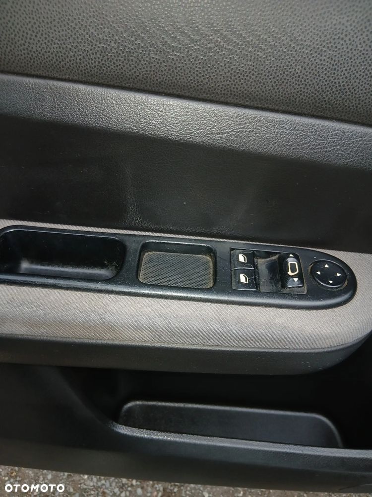 Peugeot 307 1.4 XS - 9