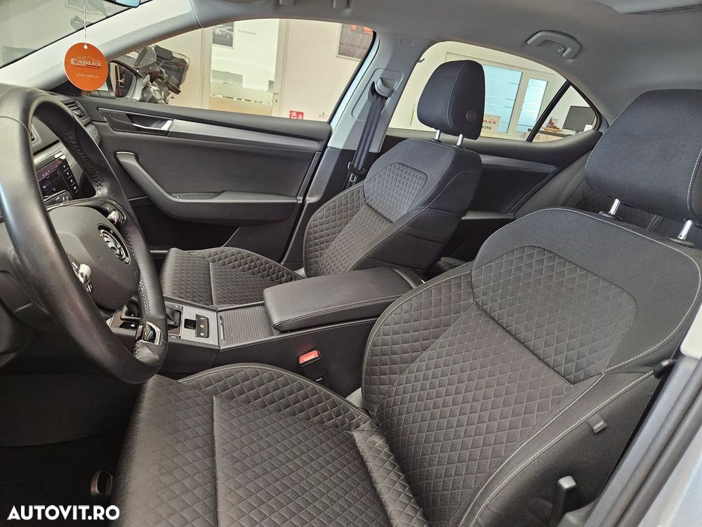 Skoda Superb 2.0 TDI DSG Ambition - 12