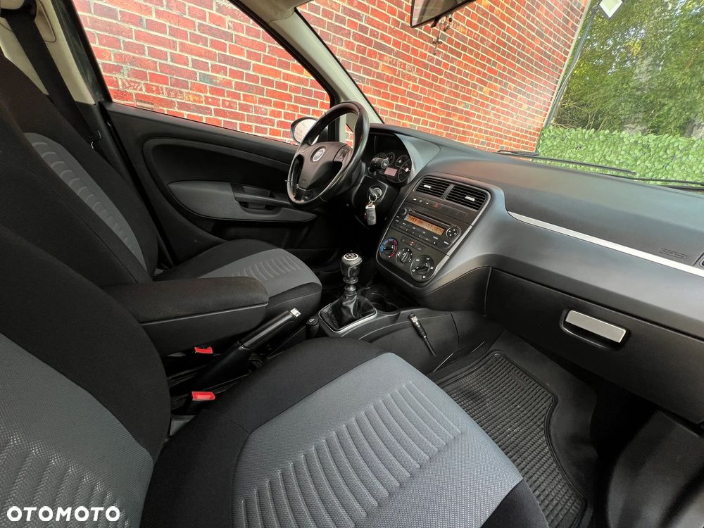 Fiat Punto - 8
