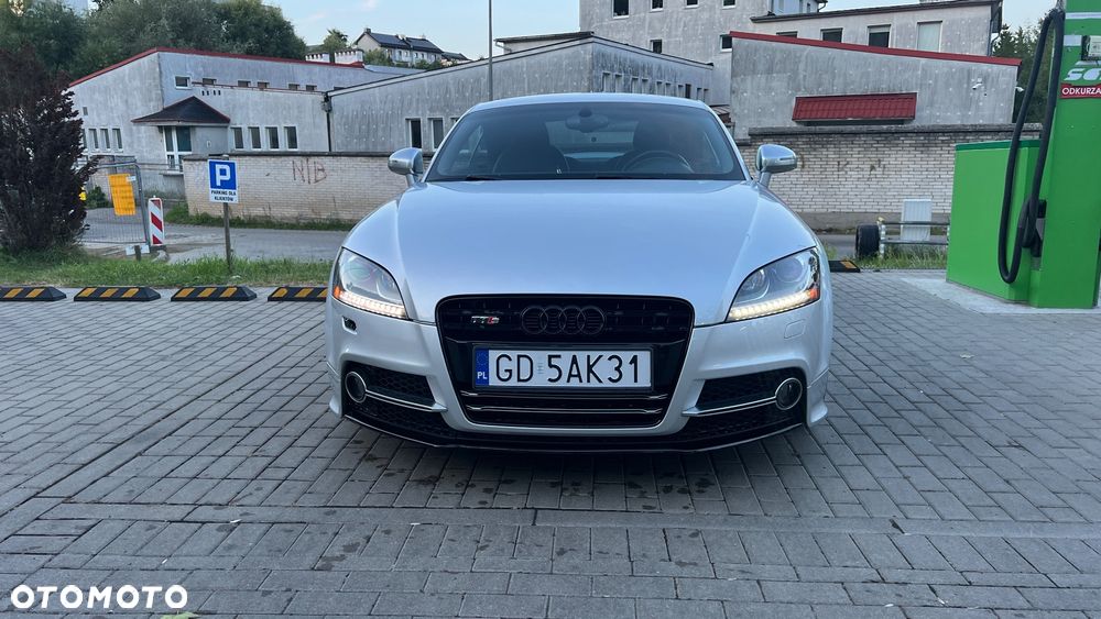 Audi TT S Coupé - 4