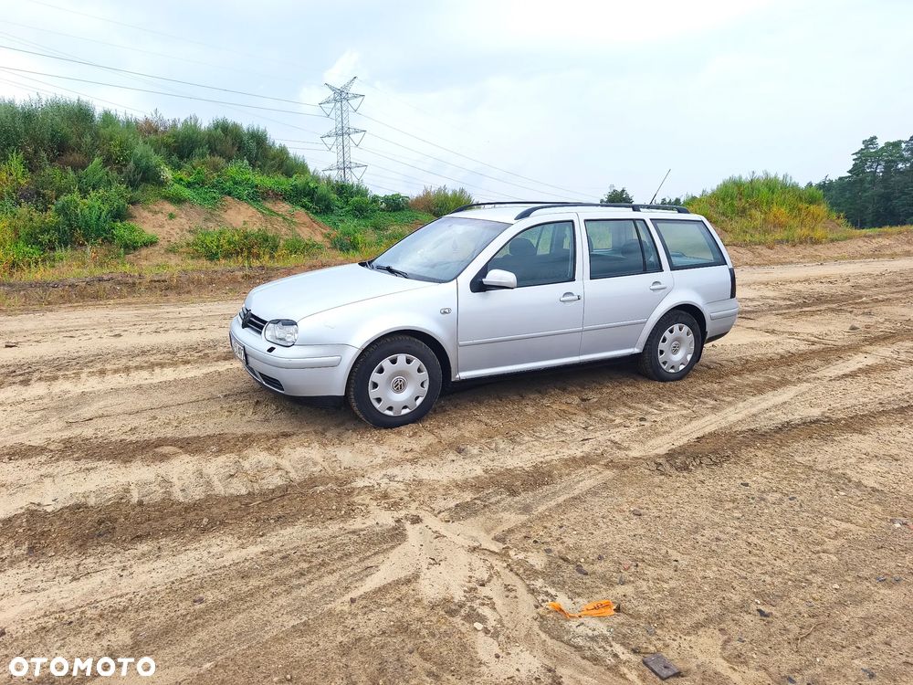 Volkswagen Golf 1.9 TDI - 9