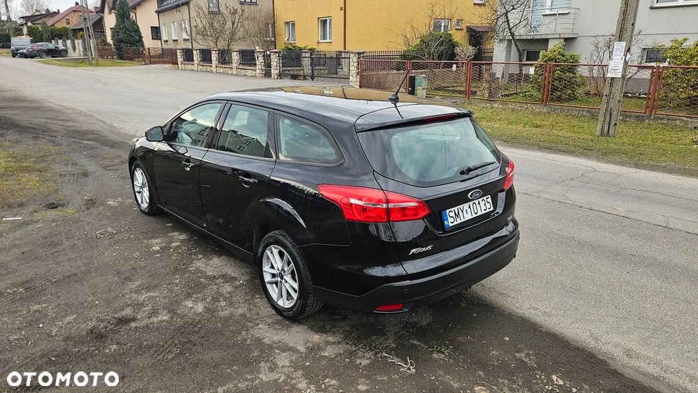 Ford Focus 1.0 EcoBoost Titanium - 6