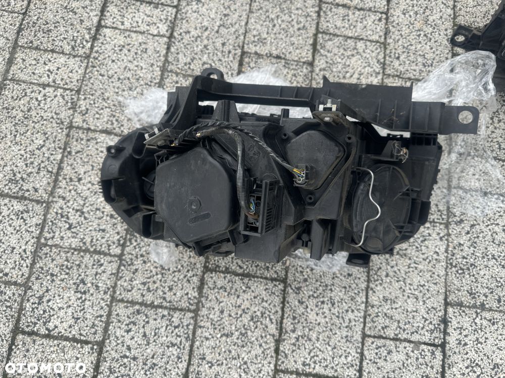 BMW X3 E83 LAMPA PRZOD PRAWA LEWA EUROPA - 10