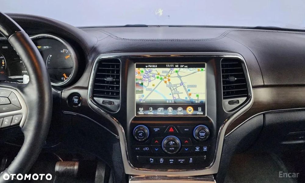 Jeep Grand Cherokee - 12