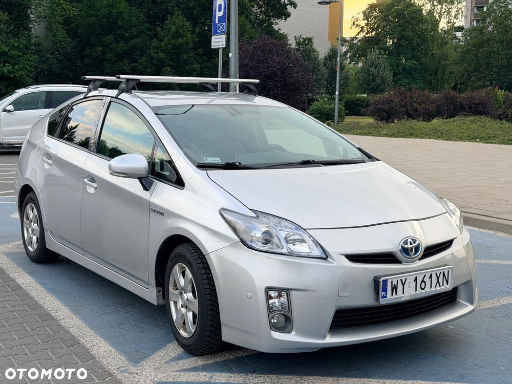 Toyota Prius 1.8 HSD Prestige - 1