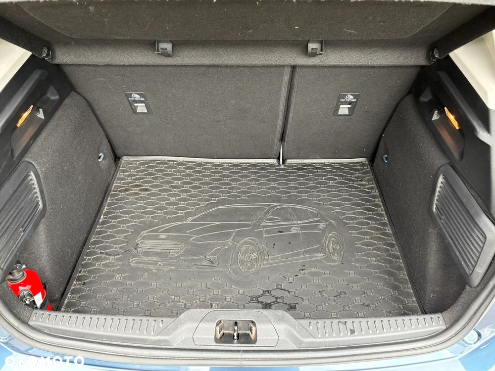 Ford Focus 1.0 EcoBoost Trend Edition - 19