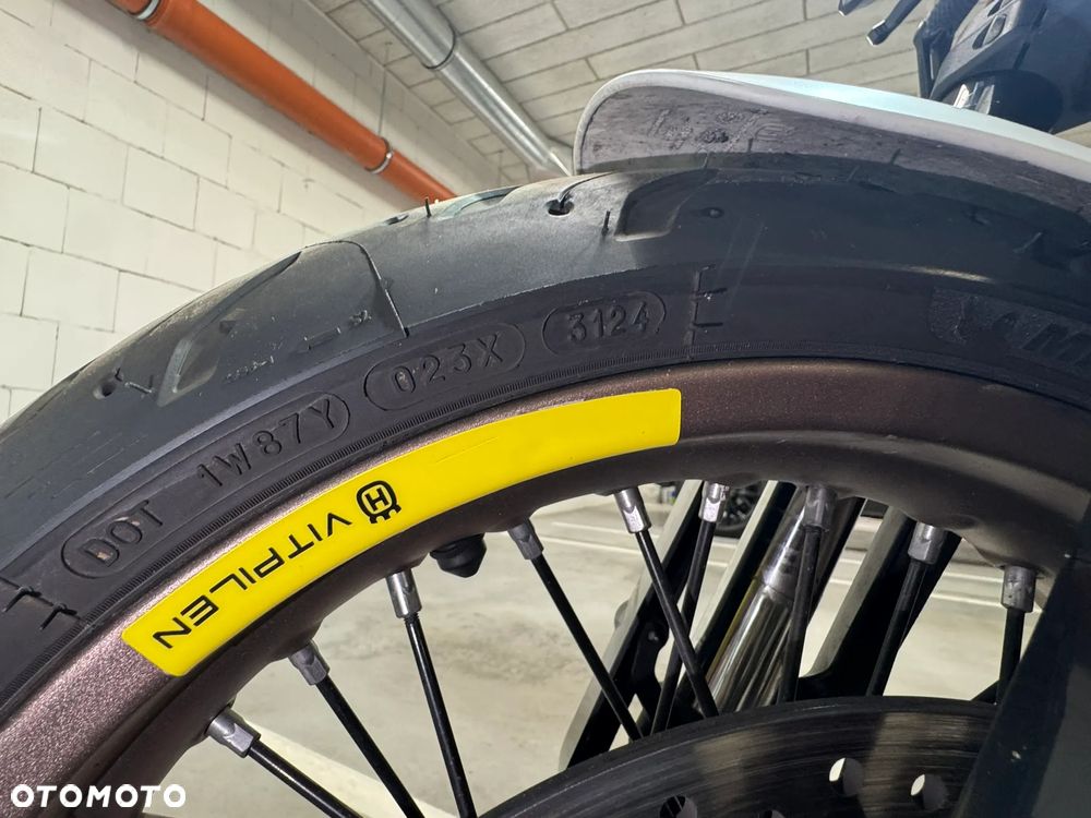 Husqvarna Vitpilen - 12