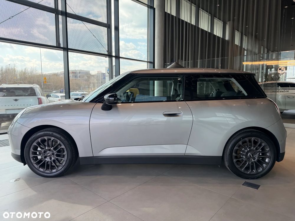 MINI Cooper SE 54.2kWh Linia Essential - 9