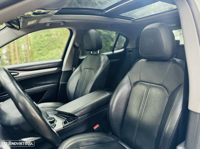 Alfa Romeo Stelvio 2.2 Diesel 16V AT8-Q4 Super - 25