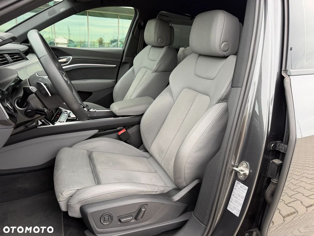 Audi e-tron S Quattro - 11