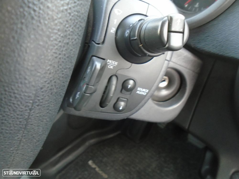 Renault Kangoo 1.5 DCI MAXI 3 LUGARES- 95 CV 6 V- IVA DEDUTIVEL - 20