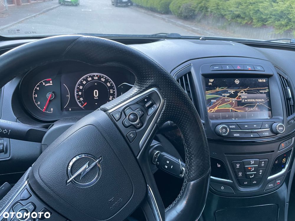 Opel Insignia - 20