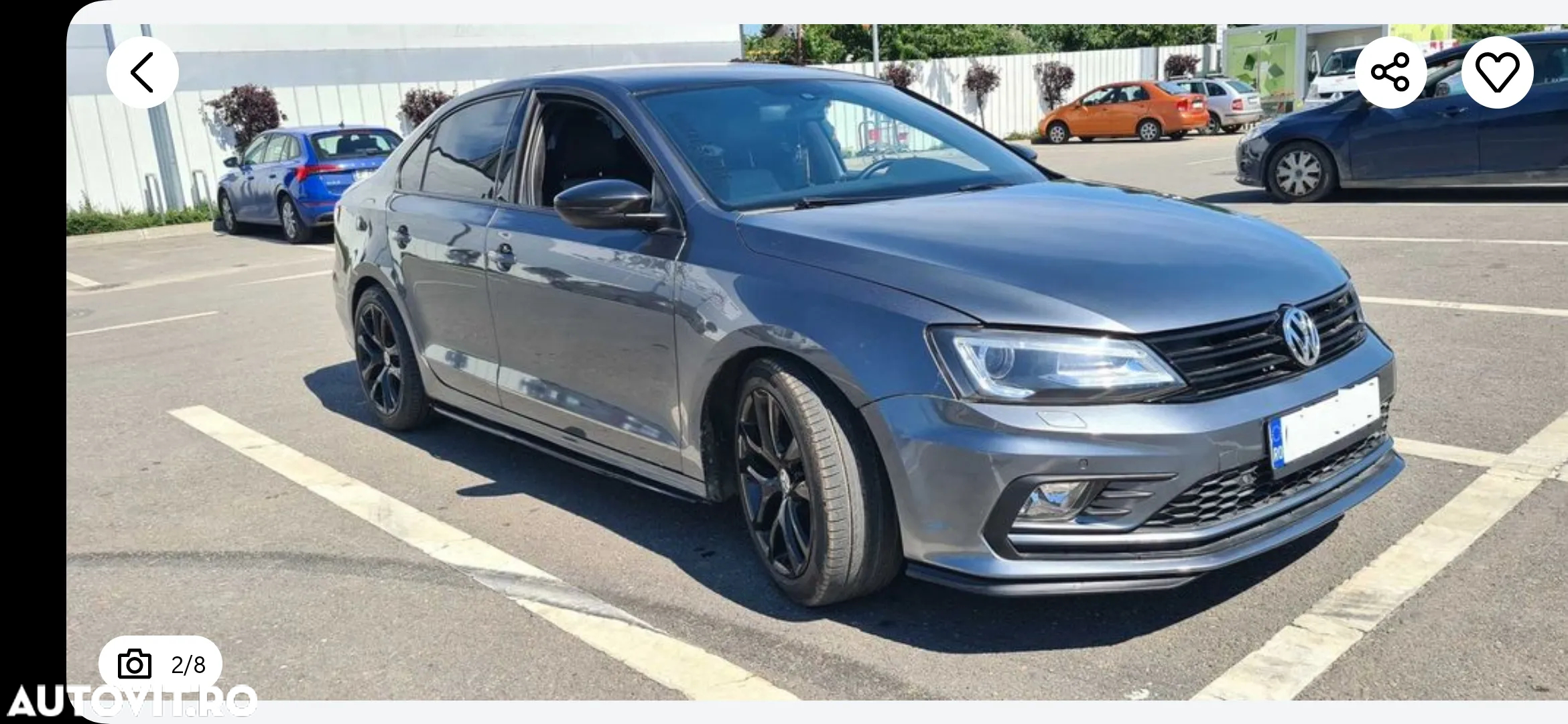 Volkswagen Jetta - 2