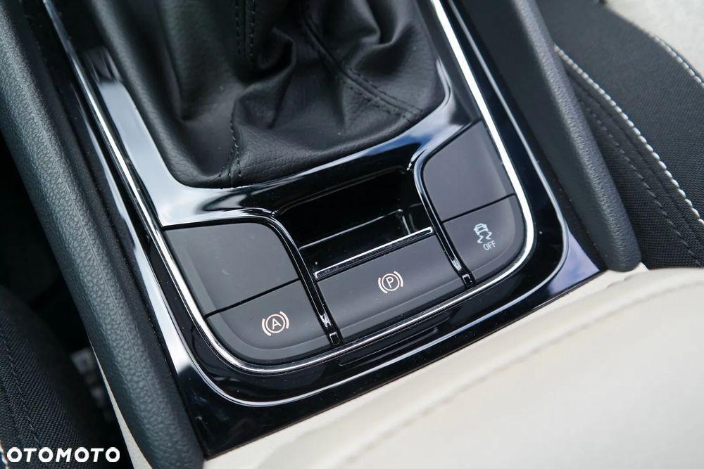 Skoda Karoq 1.5 TSI ACT Style - 34