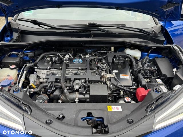 Toyota C-HR 1.8 Hybrid Neon Lime powered by JBL - 31