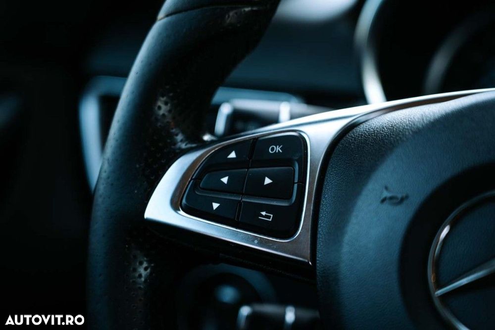 Mercedes-Benz GLE 250 d - 40