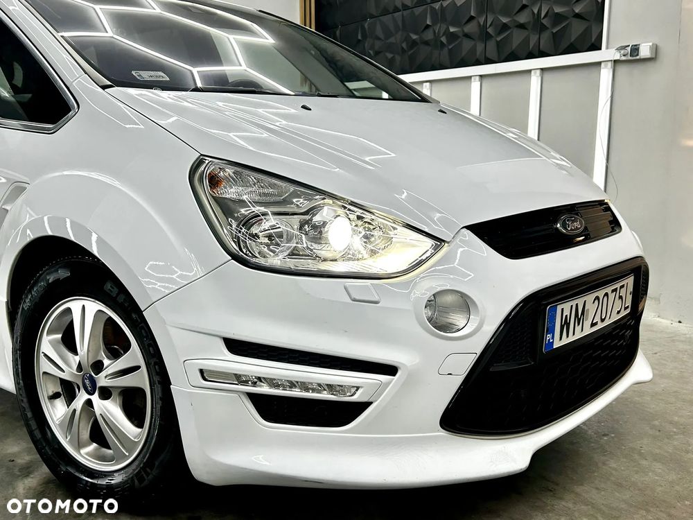 Ford S-Max 2.0 TDCi DPF Titanium X - 4