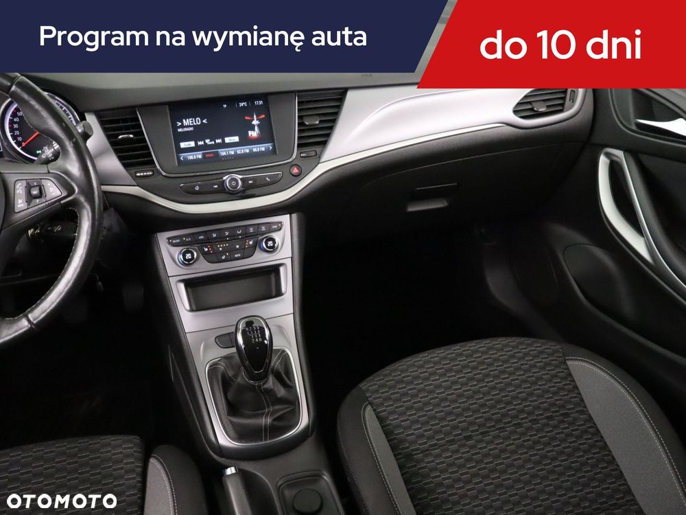 Opel Astra - 10