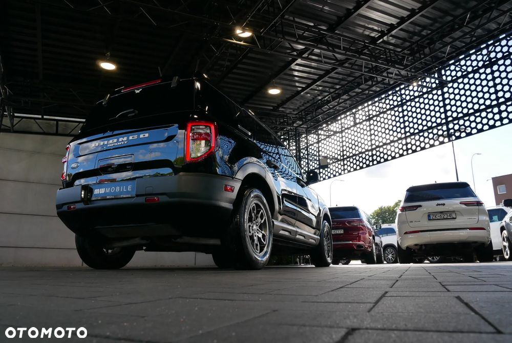 Ford Bronco - 40