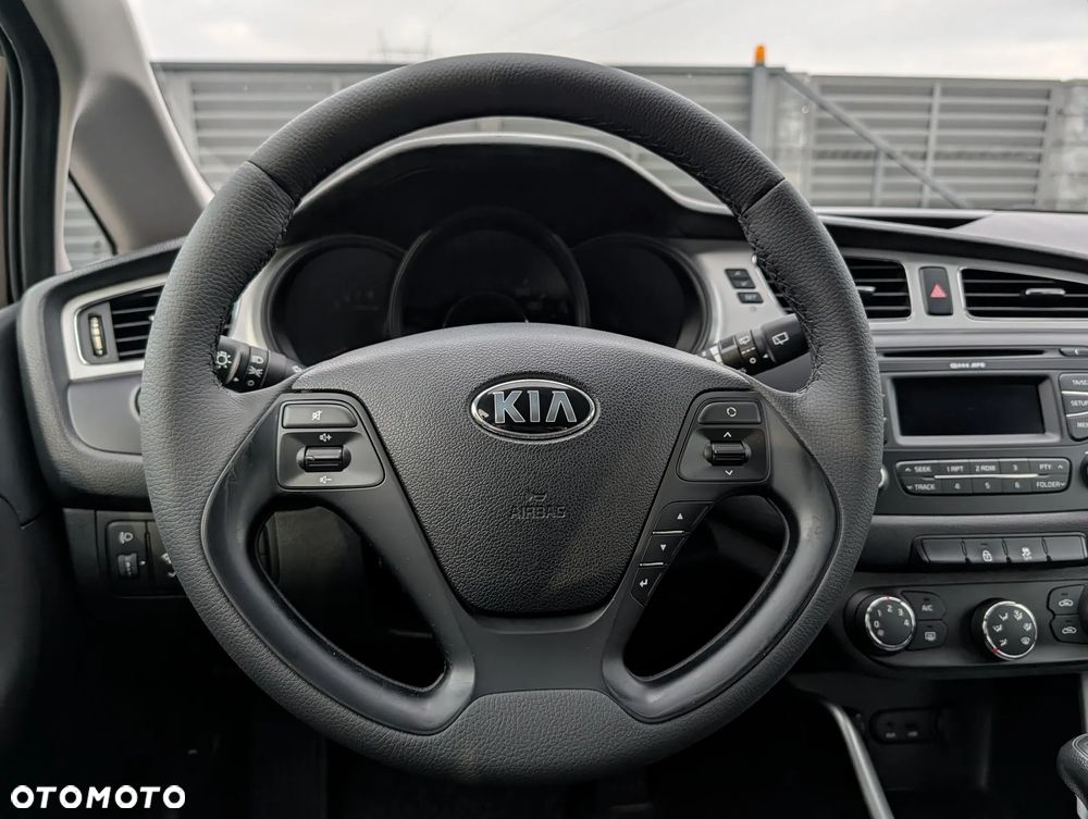 Kia Ceed 1.4 CVVT - 22