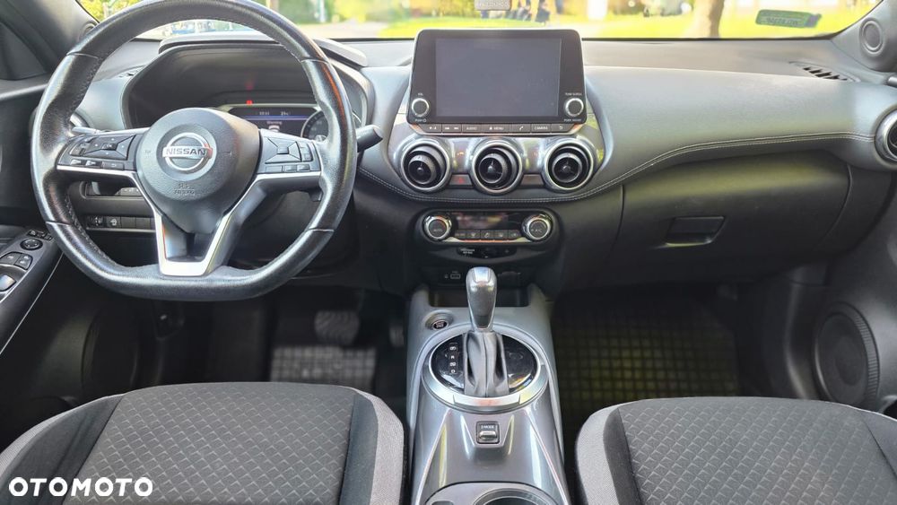 Nissan Juke 1.0 DIG-T N-Connecta DCT - 17
