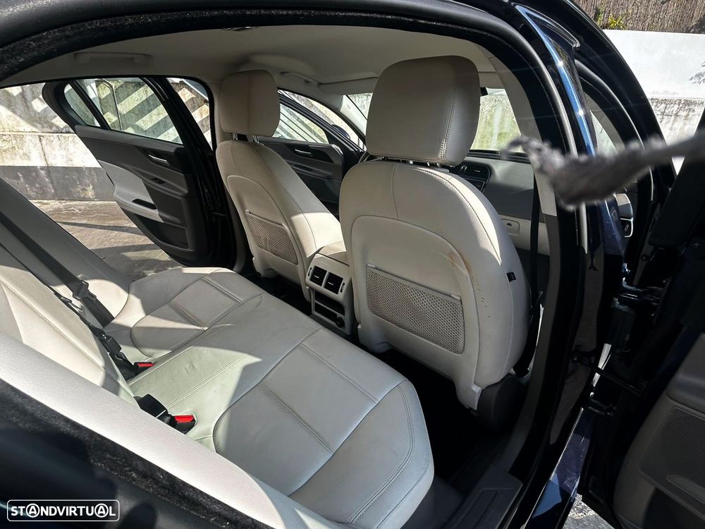 Jaguar XE 20d Aut. Prestige - 5