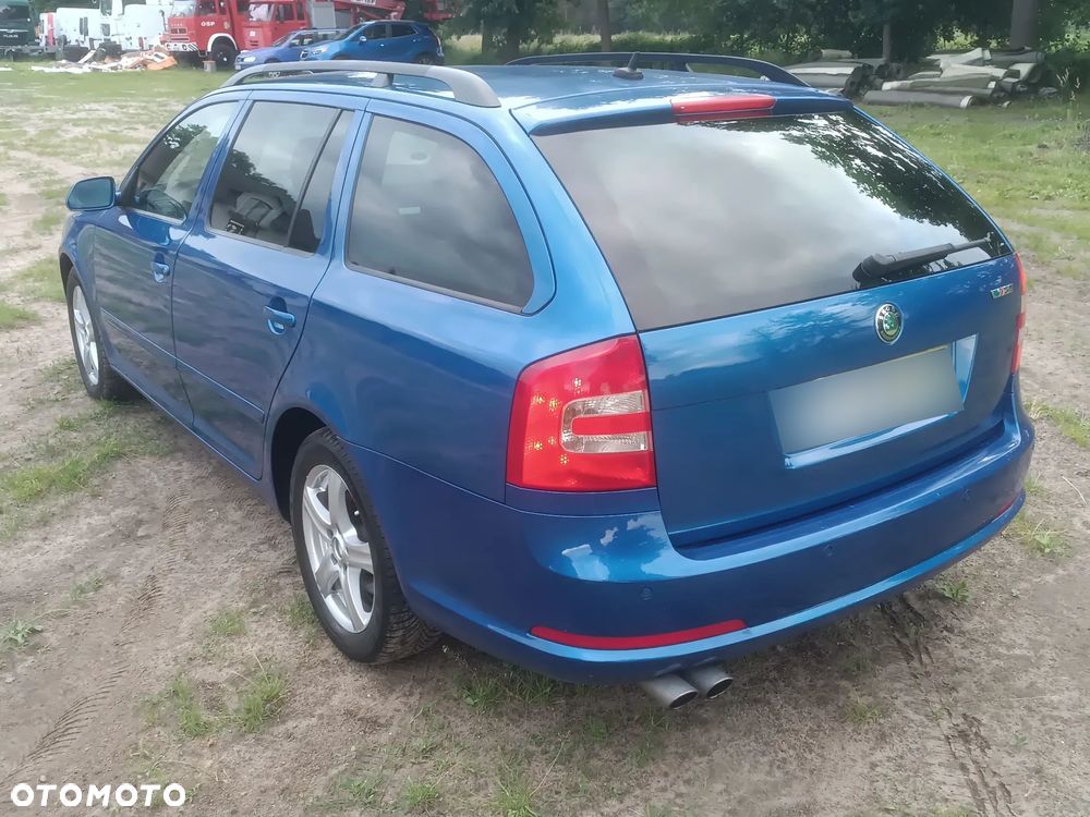 Skoda Octavia 2.0 TFSI RS - 3